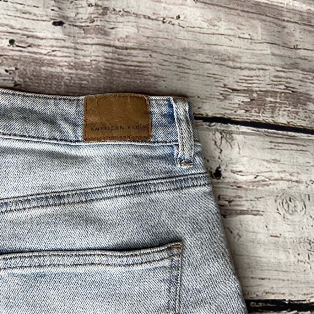 American Eagle Distressed Denim Mom Shorts - Picture 5 of 8